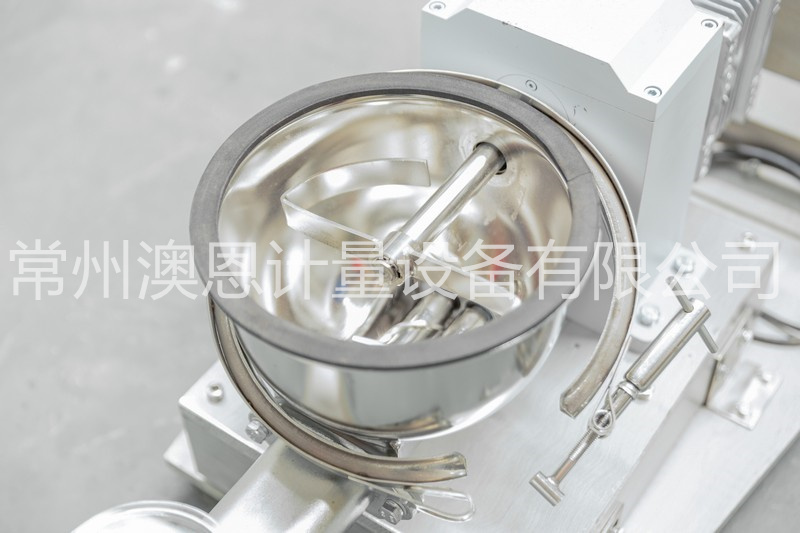 內置攪拌，物料下落不卡頓